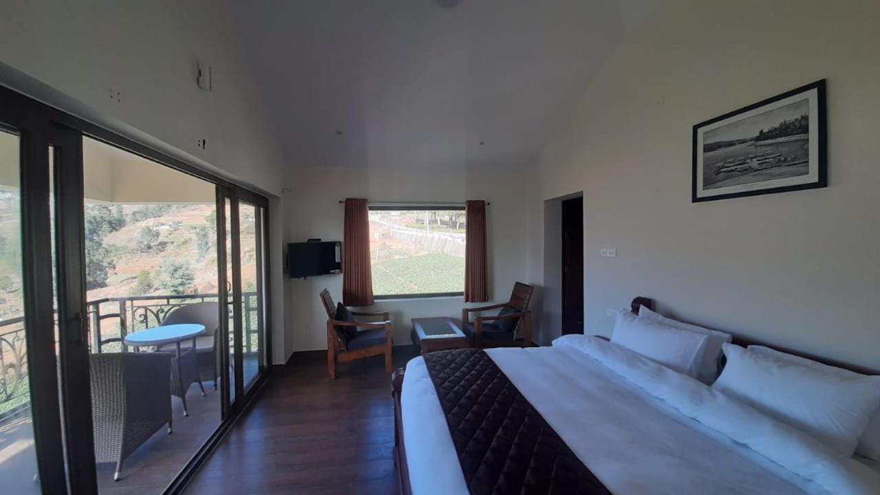 Hotel Acorn House Udagamandalam Exterior foto