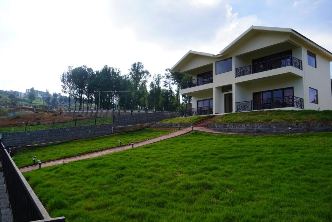 Hotel Acorn House Udagamandalam Exterior foto